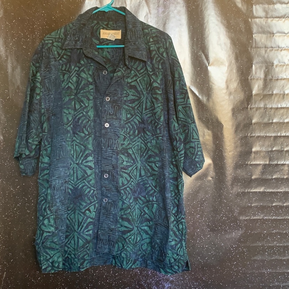 Johari West- Green Hawaiian Shirt size 2XL